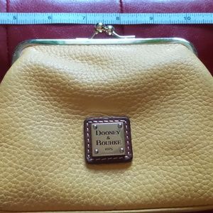 NWT Dooney & Bourke Snap Purse/Case